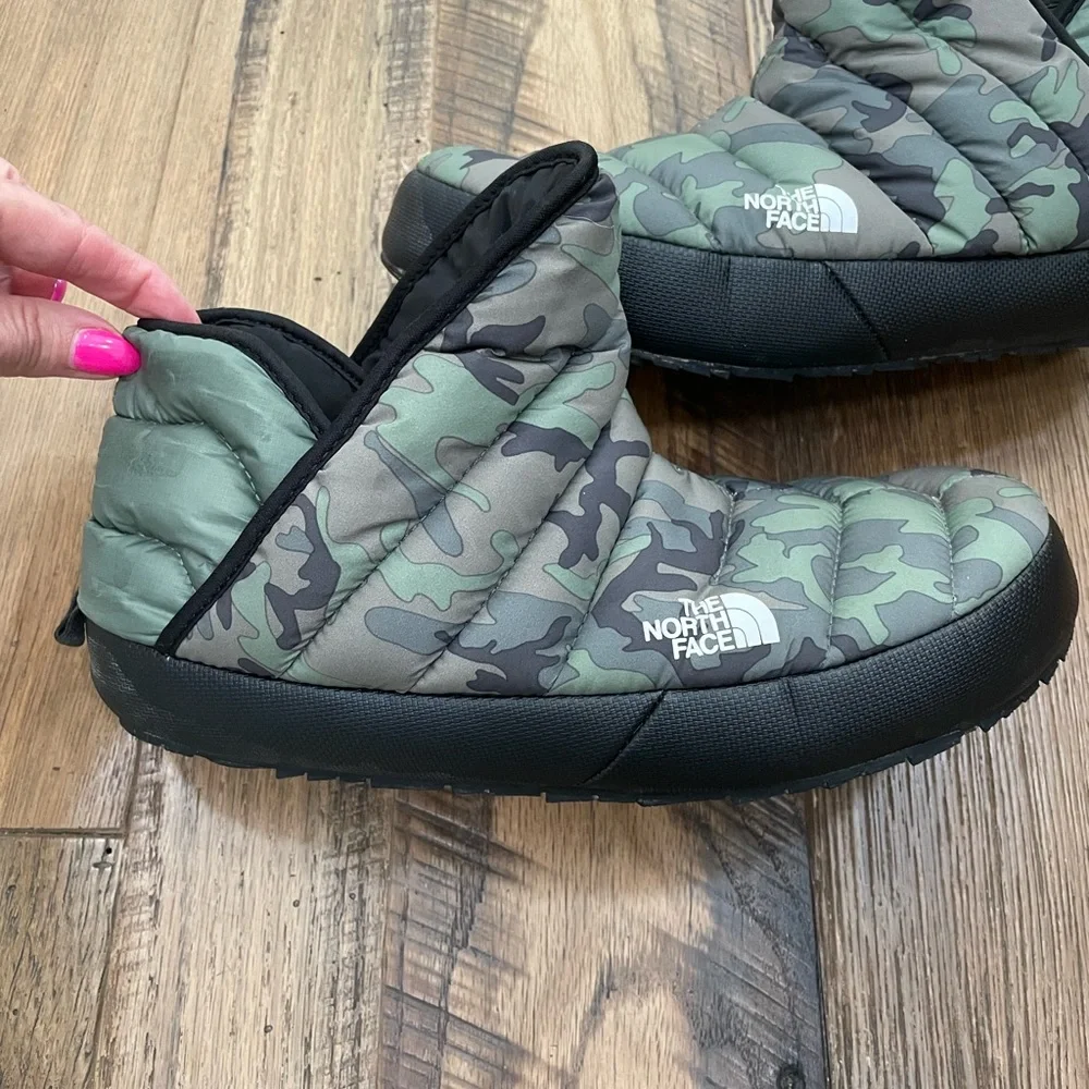 The North Face Thermoball Eco Traction Slippers men 8 - Picture 4 of 9